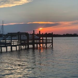 Meet your Posher, Carrie